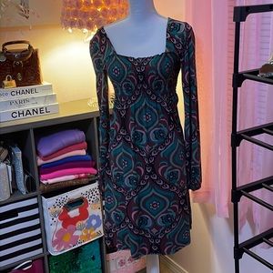 Bisou bisou size medium knit dress with smocking all the way around